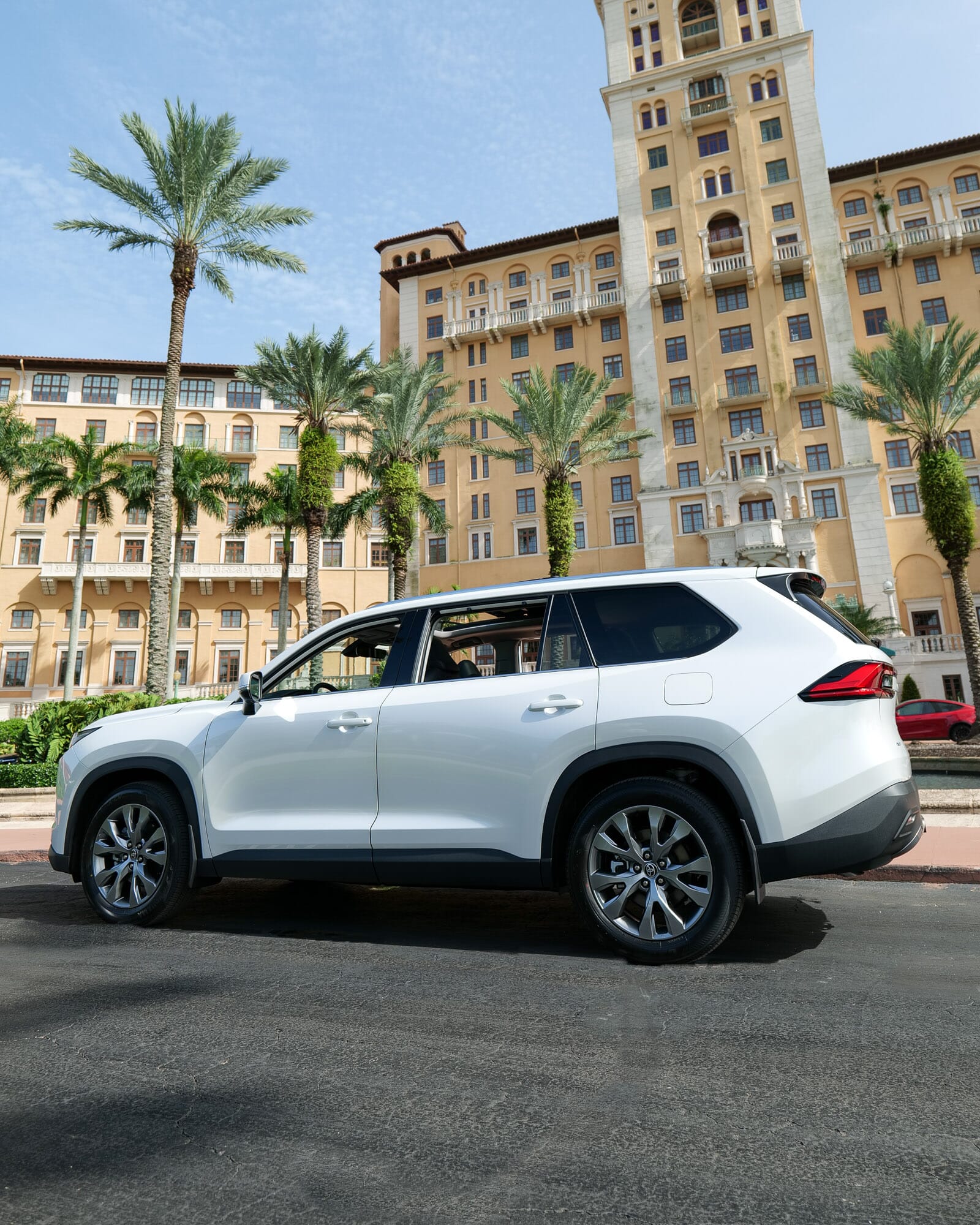 Toyota Highlander Sales