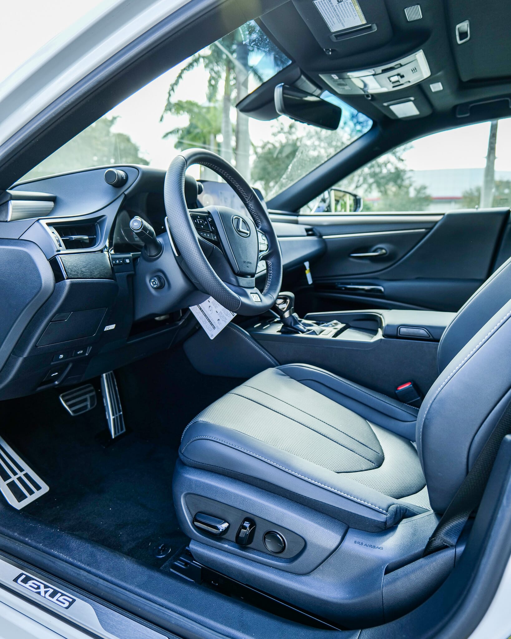 Miami Lexus dealer