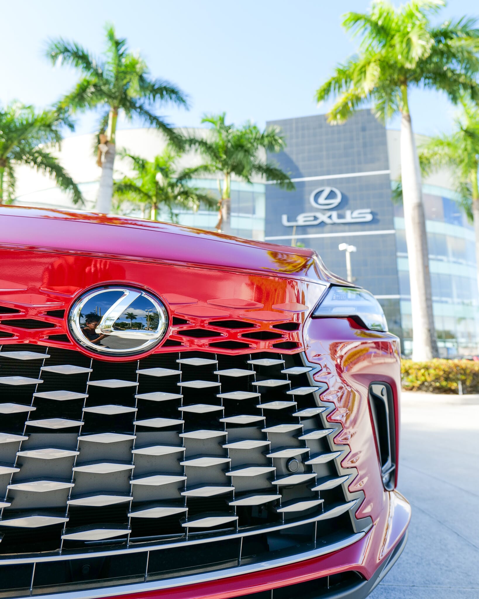 Lexus dealer in Miami, FL